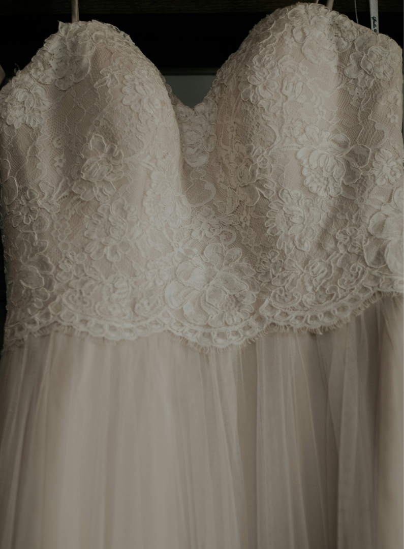 Light ivory wedding dress